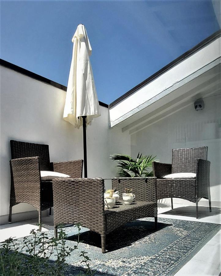 Castle Rooms 普拉托 外观 照片